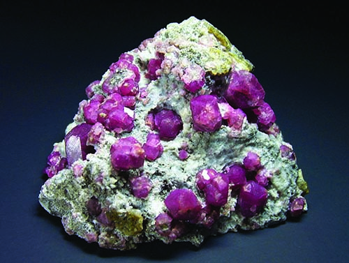 Red Grossular Garnet what-are-garnets