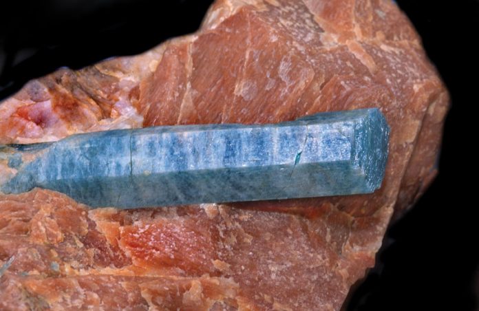 Aquamarine Inclusion beryl